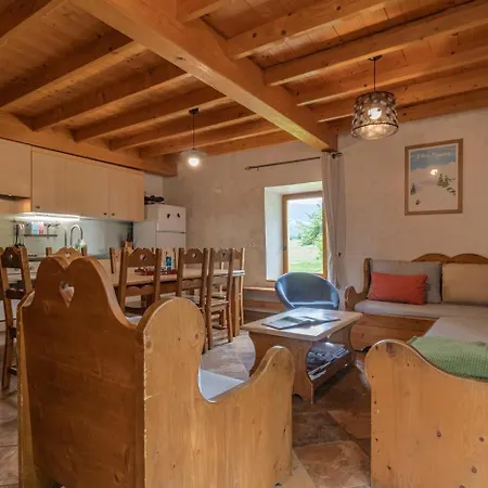 Le Moulin - Rochette Hébergement de vacances La Compote